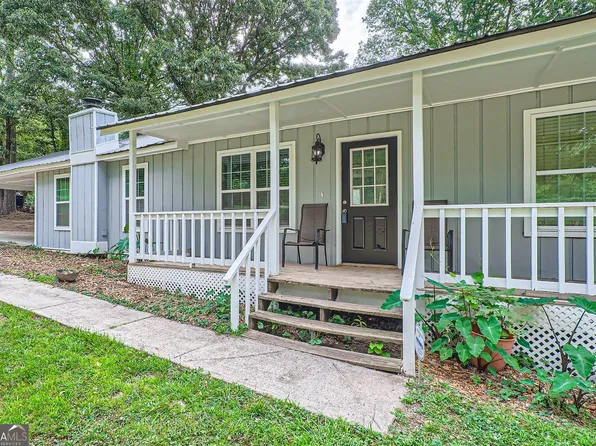 4542 Bullock Ln, Loganville, GA 30052