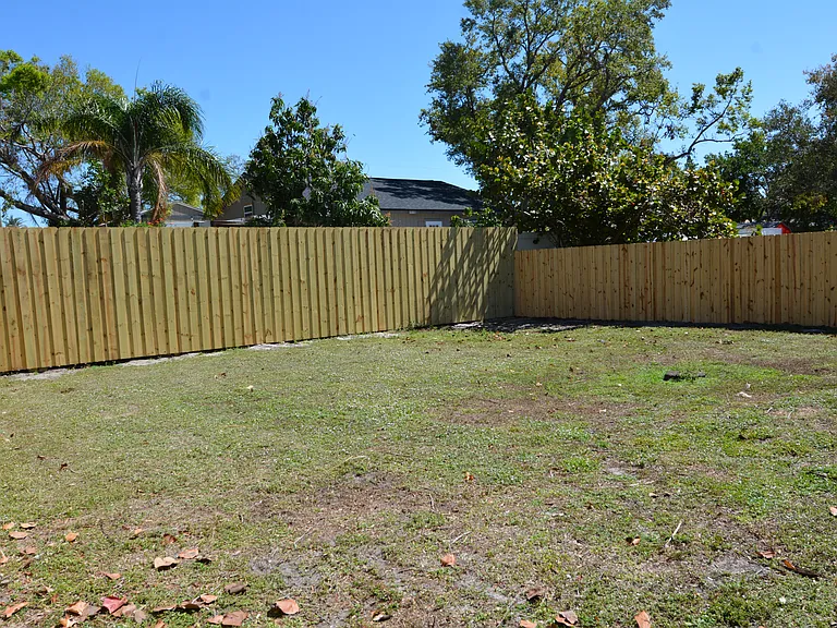 1550 N Pompano Ave — Photo 18
