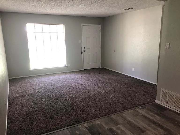 5229 Purington Ave — Photo 4