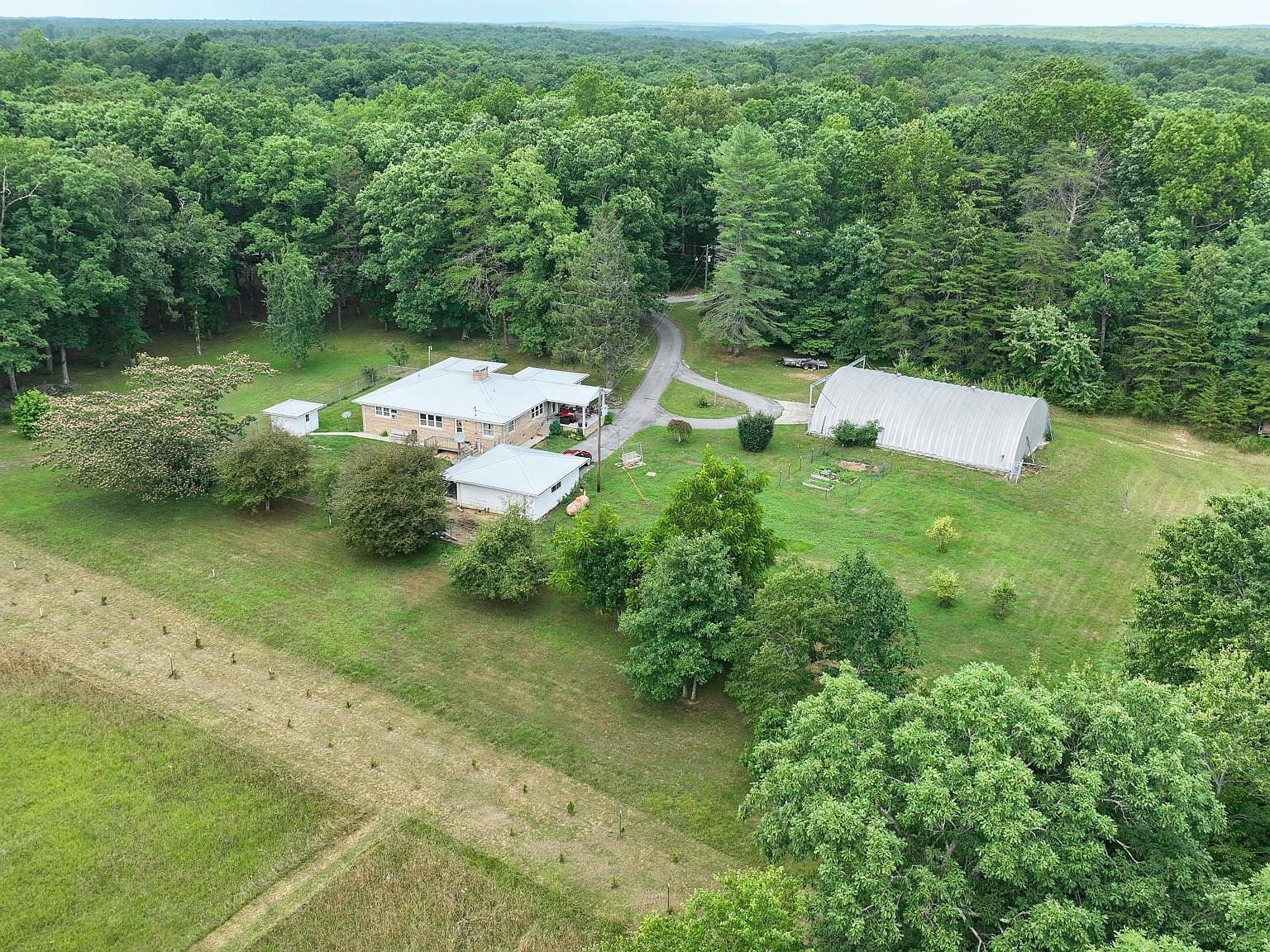 760 Colony Rd, Coalmont, TN 37313 Zillow