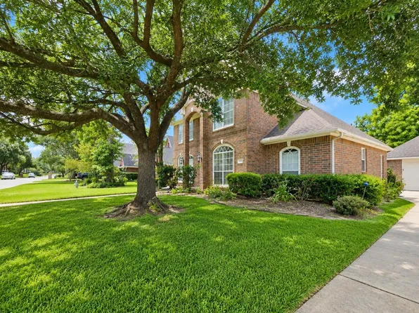 31330 Capella Cir, Tomball, TX 77375