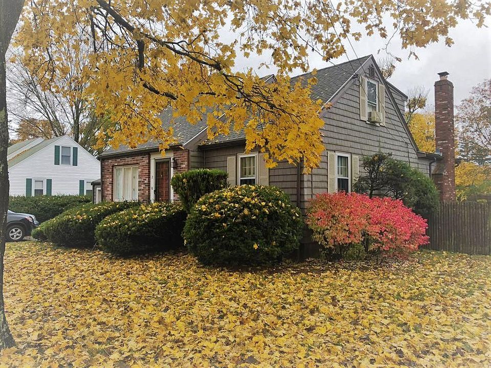 1st image of 7 Lee Rd