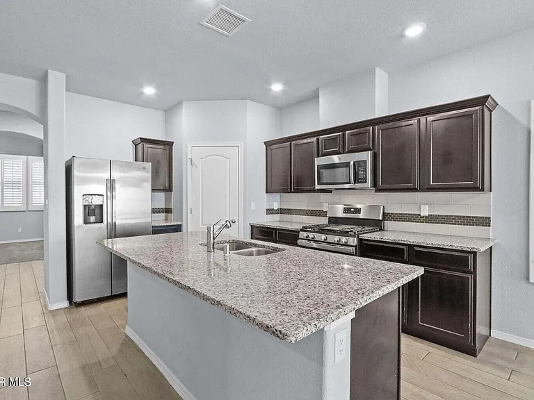 1021 Ultrastar Pl — Photo 9