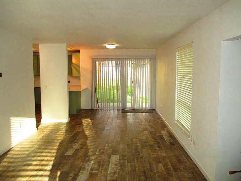 33124 E Lake Holm Dr SE — Photo 5