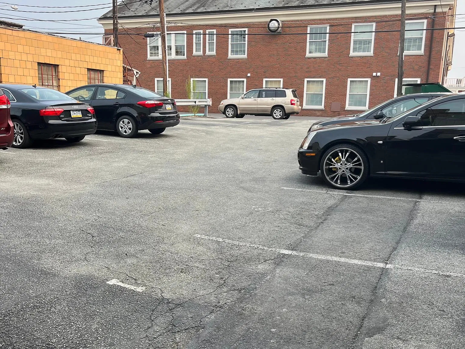 722 Philadelphia St — Photo 3