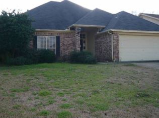 9615 Meadowbrook Dr, Beaumont, TX 77706