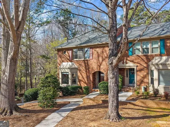 6405 Windsor Trace Dr, Peachtree Corners, GA 30092