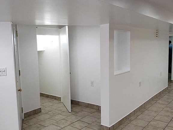 5th image of 4924 W Parker Ave #G