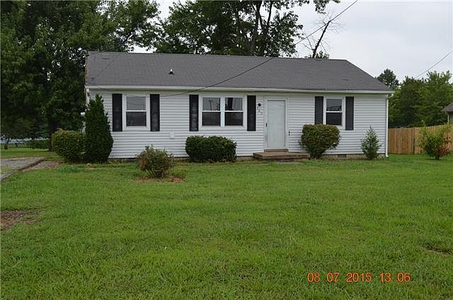 1st image of 305 Needmore Ct