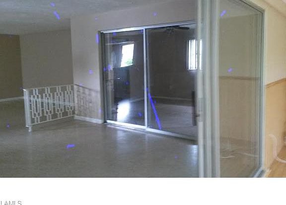 5th image of 1001 Averly St