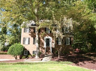 315 Farm Trce, Roswell, GA 30075