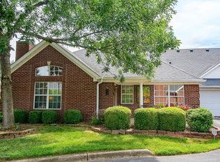 10506 Wemberley Hill Blvd, Louisville, KY 40241