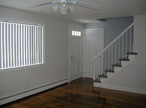 4th image of 180 Pine St