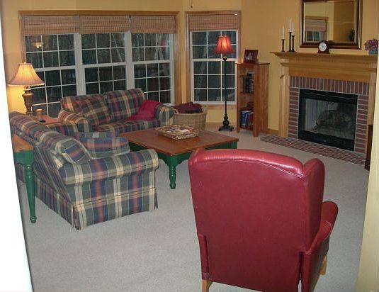 Great Room w/Gas Fireplace