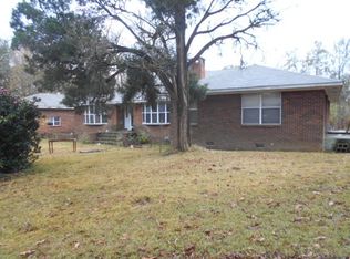 2010 McComb Holmesville Rd, McComb, MS 39648