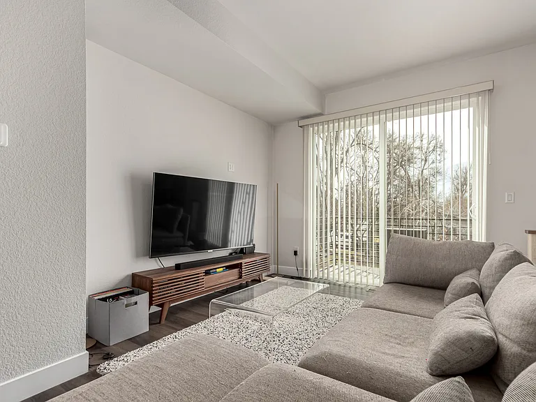 5523 W 10th Ave — Photo 11