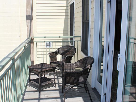 2nd image of 333 Atwells Ave #307