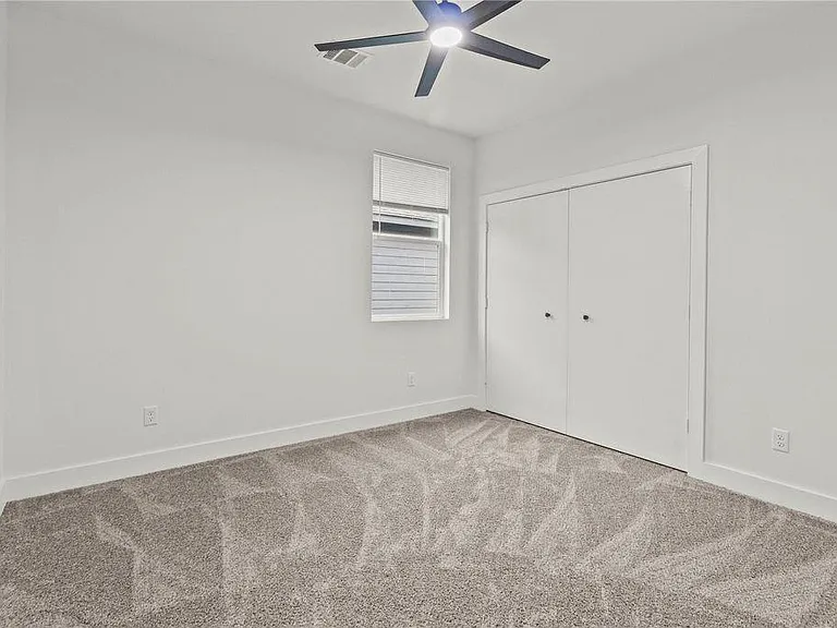 8127 Hoffman St — Photo 10