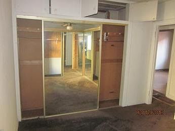 5th image of 1844 W 67th St