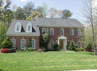 253 Finnegan Dr, Millersville, MD 21108