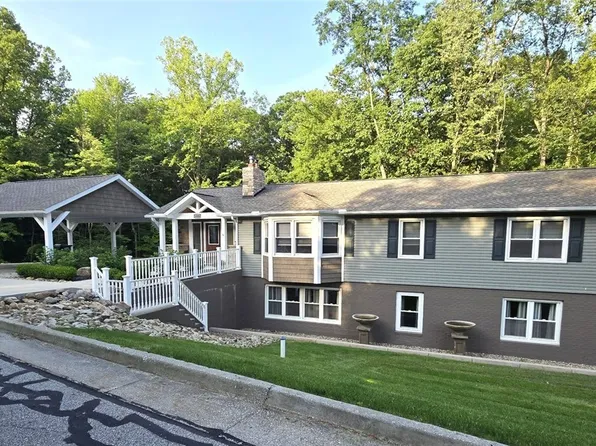 11856 Plum Ridge Dr, Hiram, OH 44234