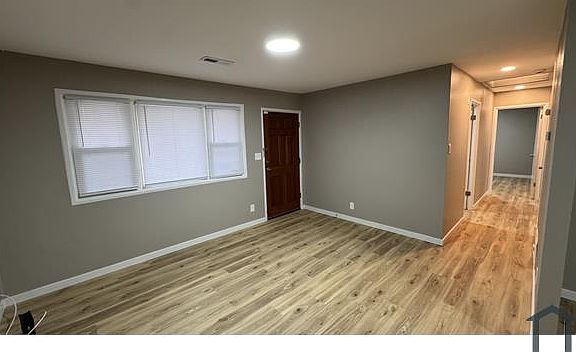 5th image of 1145 Saint Rose Ln