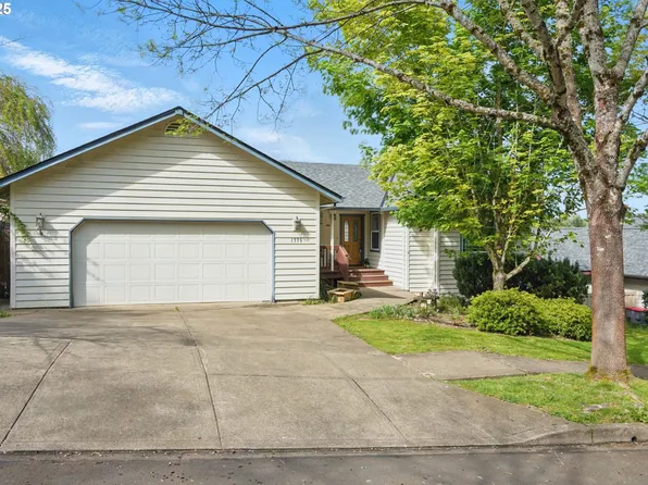 1775 NW 8th St, McMinnville, OR 97128