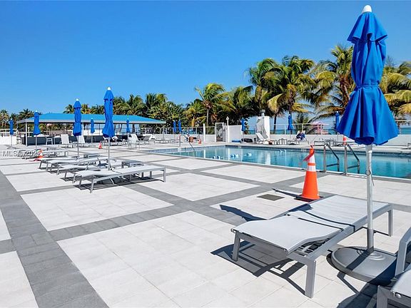 5th image of 5001 Collins Ave APT 6G