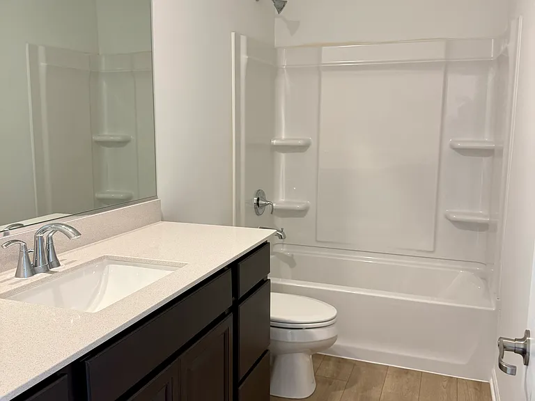 S McCarthy Cir — Photo 12