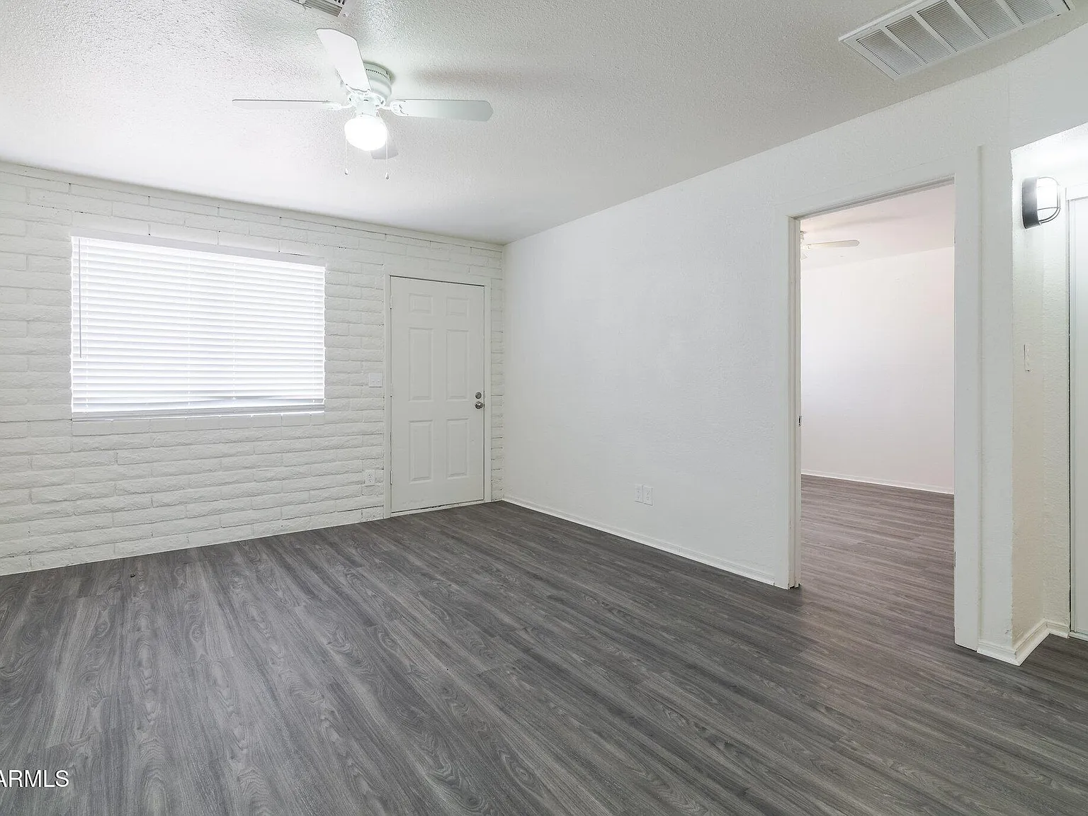 2 bed, 1.0 bath, 730 sqft, $950 — Photo 4