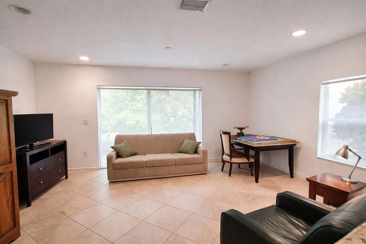 3 bed, 2.5 bath, 1535 sqft, $2,350 — Photo 4
