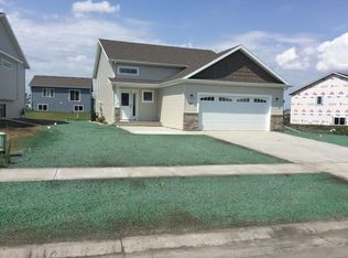 5813 63rd Ave S, Fargo, ND