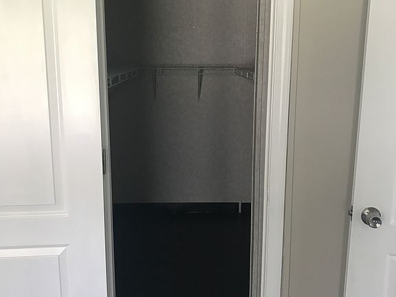 Walk in closet