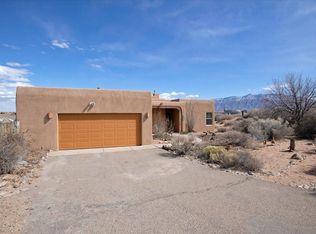 5941 Miller Rd NE, Rio Rancho, NM 87144