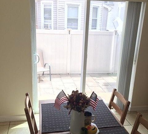 5th image of 340 Maple Ave #Le