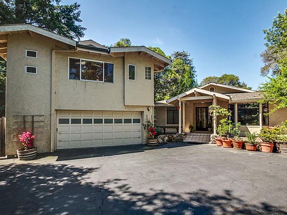 2nd image of 412 Sherman Dr