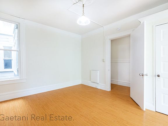 3rd image of 335 San Jose Ave