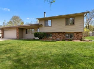 231 17th St NE, Owatonna, MN 55060