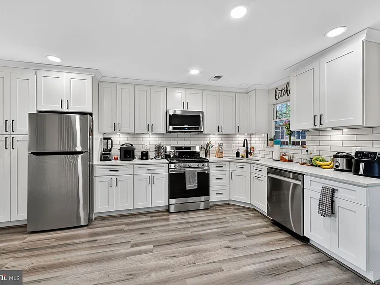 13486 Grouserun Ln — Photo 7