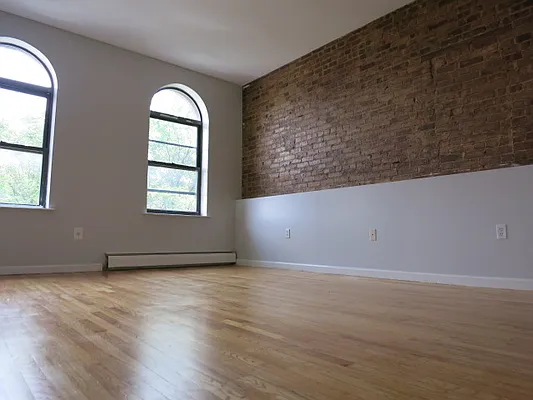 Rented by Mason Group LLC | media 38