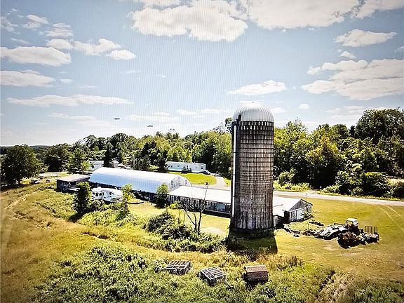 3rd image of 180 Puckerville Rd Lot 8