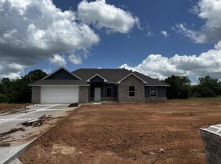 121 Trimble Dr, Shawnee, OK 74804