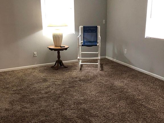 5th image of 2214 Shull Dr