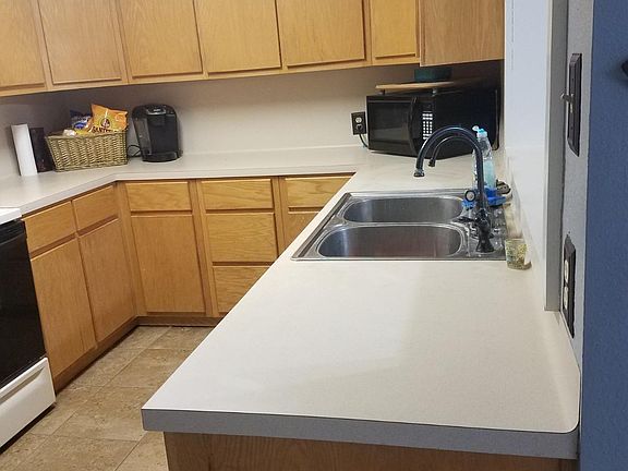 3rd image of 402 Bambi Dr