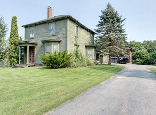 65 James St, Barre, MA 01005