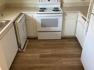 551 W Pueblo St #11, Santa Barbara, CA 93105