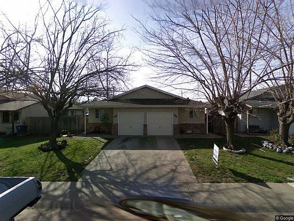2nd image of 6415-6417 San Stefano St