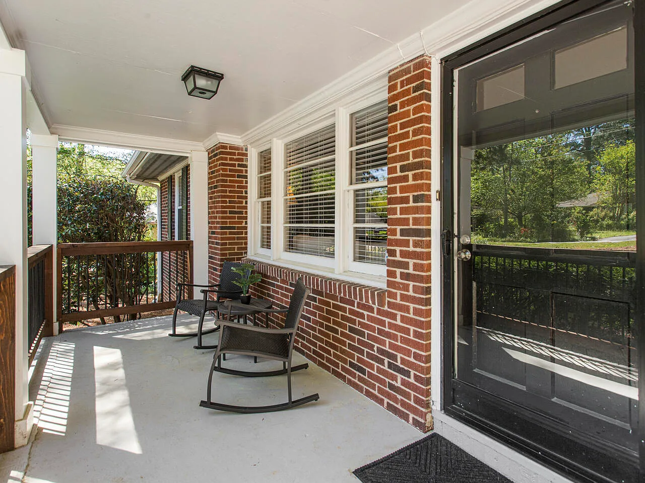 3 bed, $4,395 — Photo 3