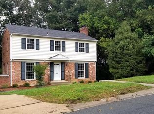 7618 Winterberry Pl, Bethesda, MD 20817