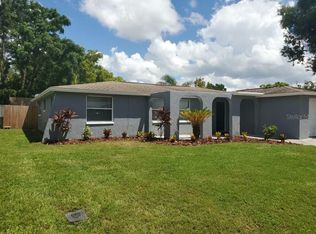 5601 Canosa Dr, Holiday, FL 34690